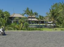 Вилла Sungai Tinggi Beach, Вилла на берегу моря